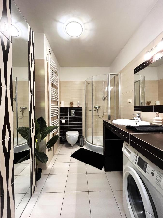 Jagielly Apartment ~ Self Check-In 24H ~ Parking & Lift Wrocław Exterior foto
